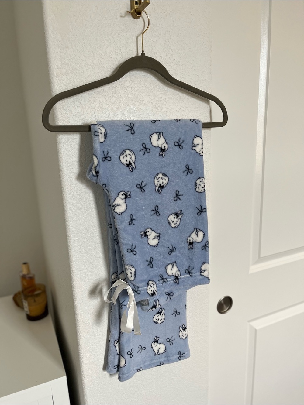 Weekend Edition Women’s Bunny Pajama Lounge Pants Large